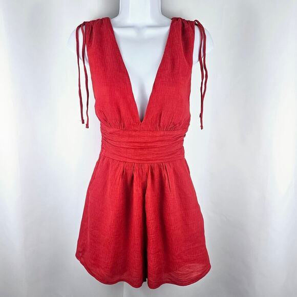 Women's Red Rayon Deep V-Neck Romper With Pockets Size X-Small NWT - Picture 1 of 13